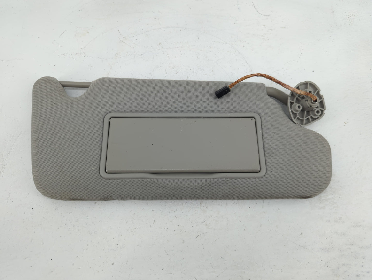 2006-2016 Chevrolet Impala Sun Visor Shade Replacement Passenger Right Mirror Fits OEM Used Auto Parts - Oemusedautoparts1.c