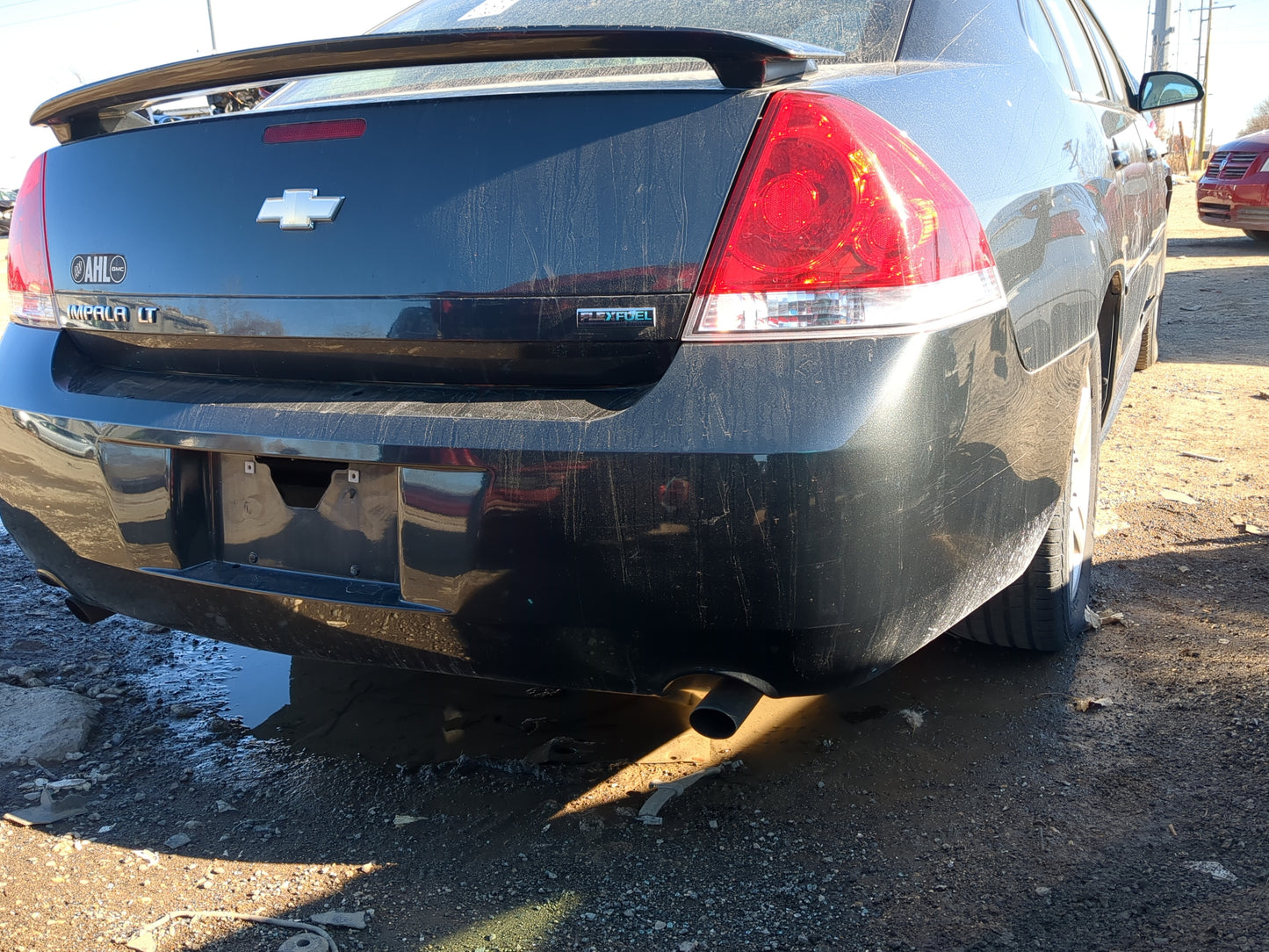 2006-2016 Chevrolet Impala Rear Bumper Assembly Oem 1240074 - Oemusedautoparts1.com