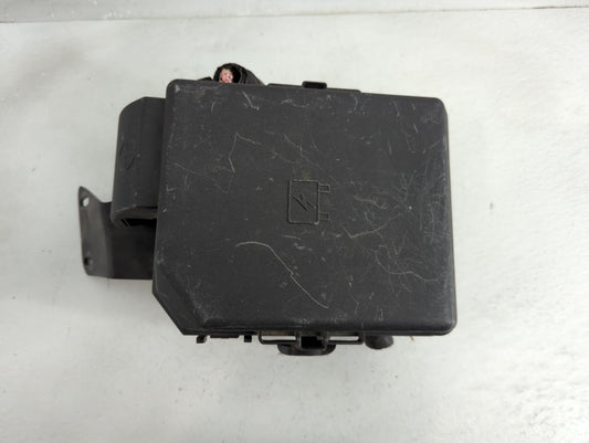2012-2016 Chevrolet Impala Fusebox Fuse Box Panel Relay Module P/N:13786621-03 Fits Fits 2012 2013 2014 2015 2016 OEM Used A