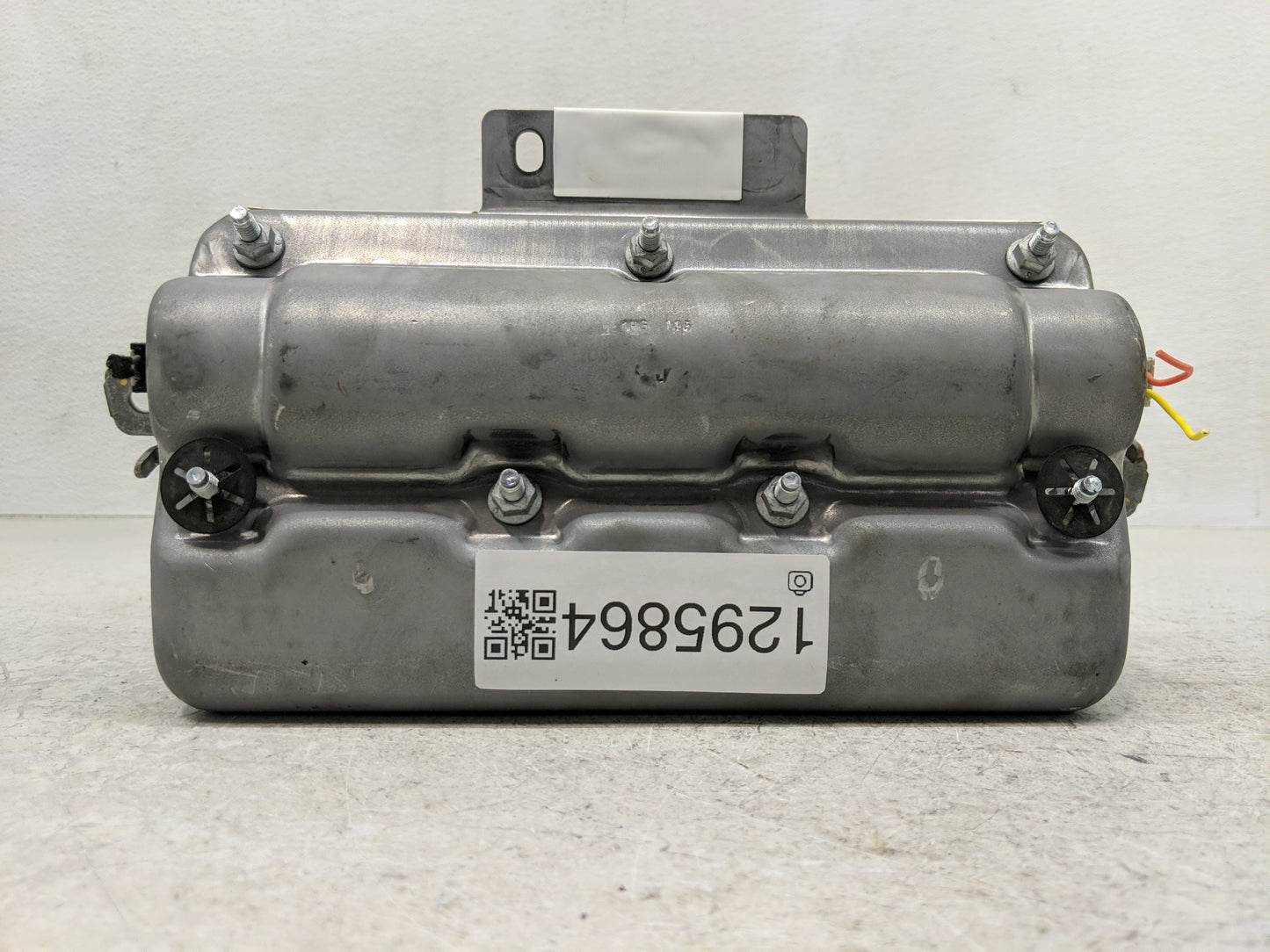 2006-2016 Chevrolet Impala Air Bag Passenger Right Dashboard OEM P/N:30312430 AL953496304F2318 Fits OEM Used Auto Parts - Oe