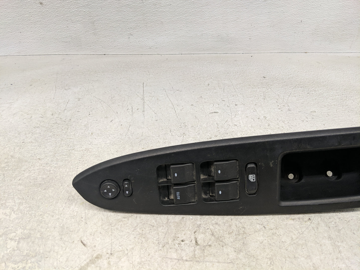 2009-2016 Chevrolet Impala Master Power Window Switch Replacement Driver Side Left P/N:25828893 Fits OEM Used Auto Parts - O