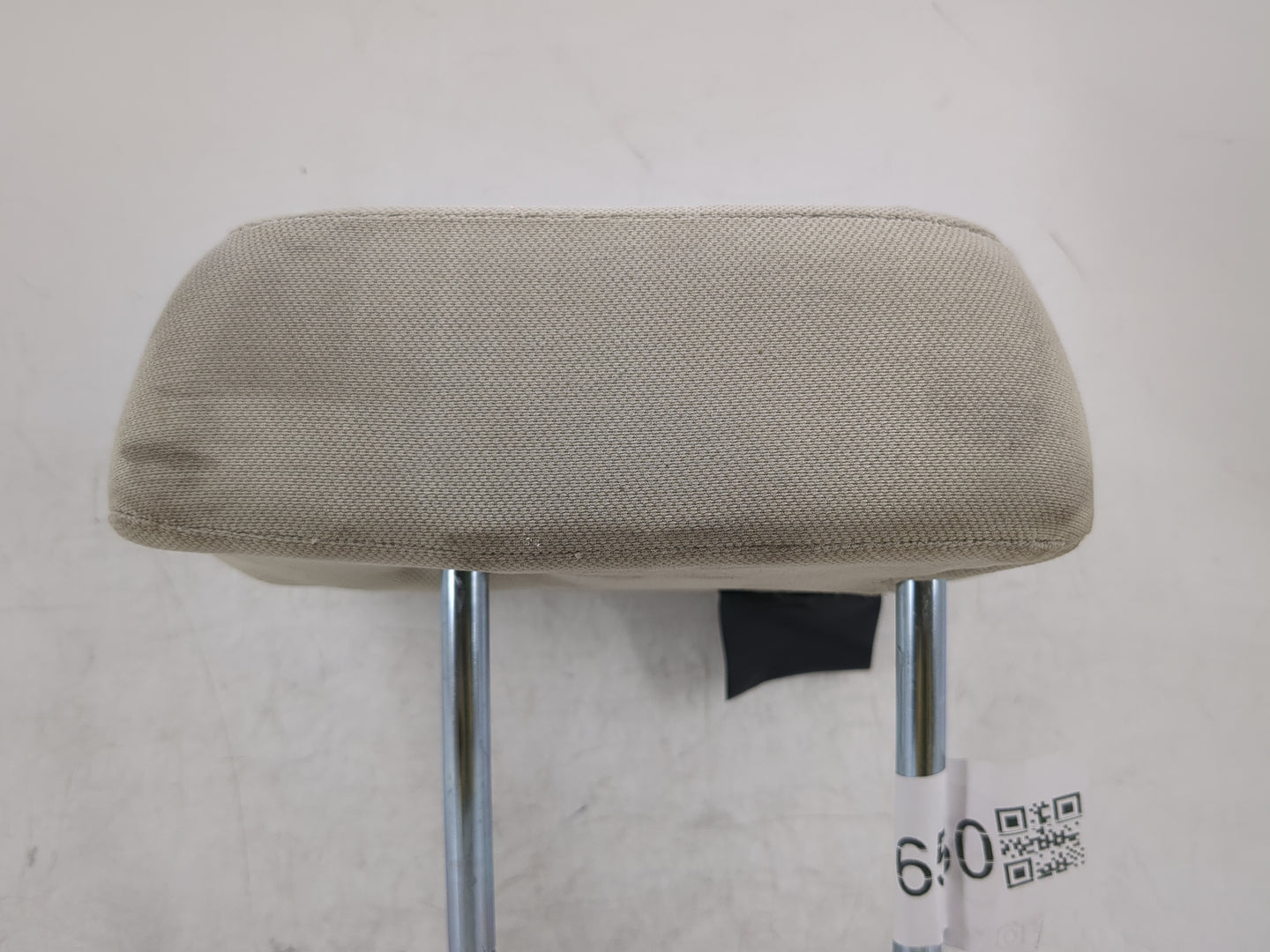 2006-2016 Chevrolet Impala Headrest Head Rest Rear Center Seat Fits Fits 2006 2007 2008 2009 2010 2011 2012 2013 2014 2015 2