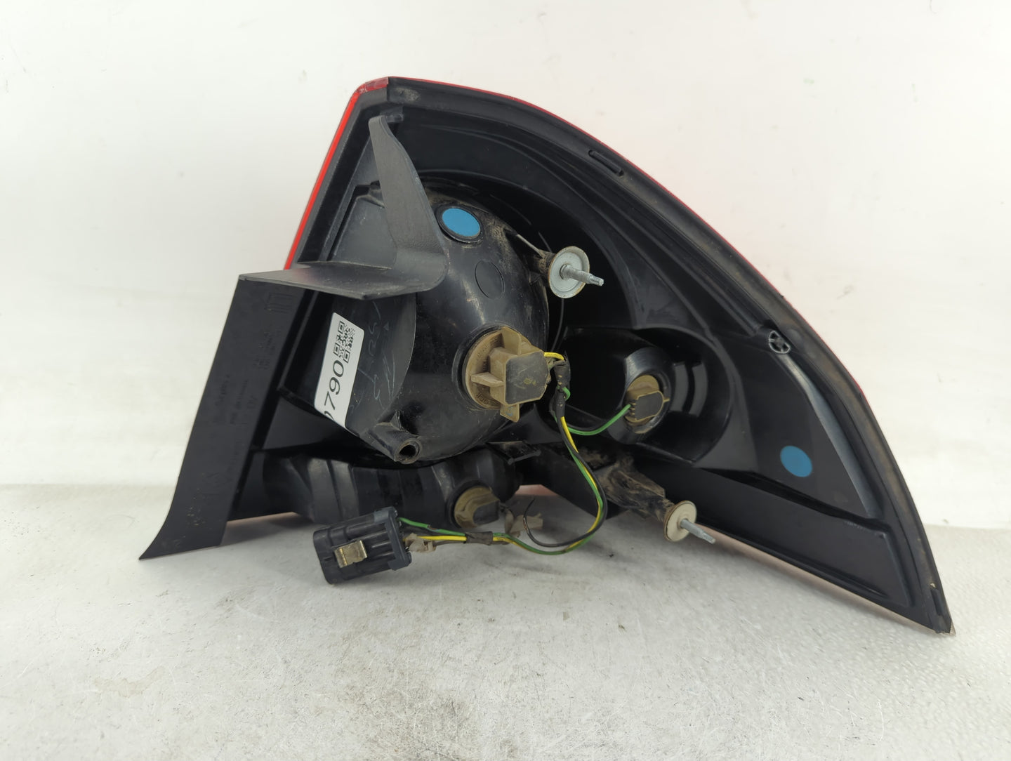 2006-2016 Chevrolet Impala Tail Light Assembly Driver Left OEM P/N:320087 Fits OEM Used Auto Parts - Oemusedautoparts1.com
