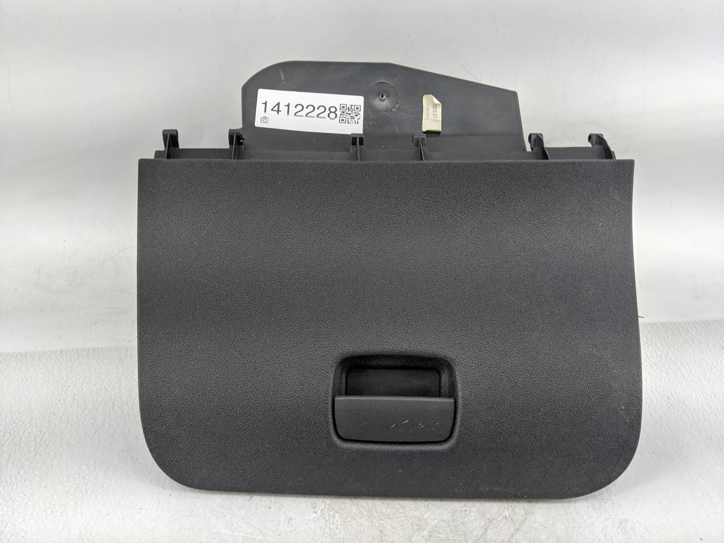 2013 Chevrolet Impala Passenger Glove Box Door Storage Compartment 1412228 - Oemusedautoparts1.com