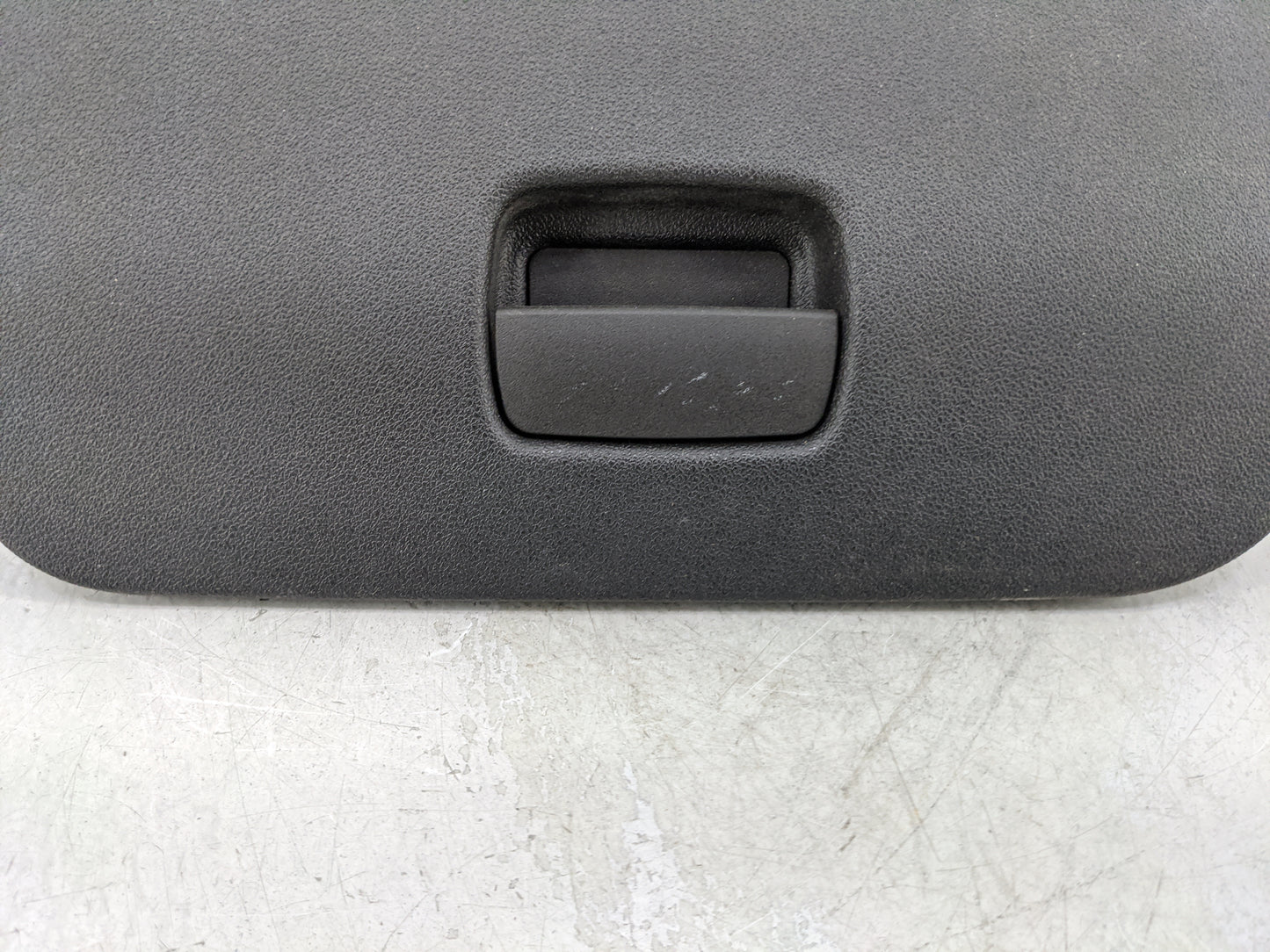 2013 Chevrolet Impala Passenger Glove Box Door Storage Compartment 1412228 - Oemusedautoparts1.com