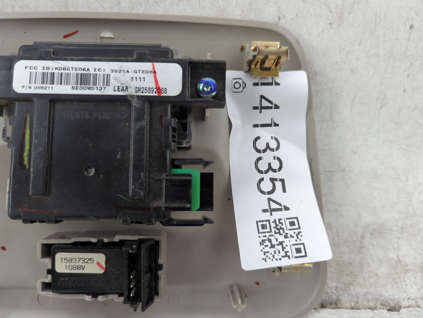 2013 Chevrolet Impala Overhead Roof Console - Oemusedautoparts1.com
