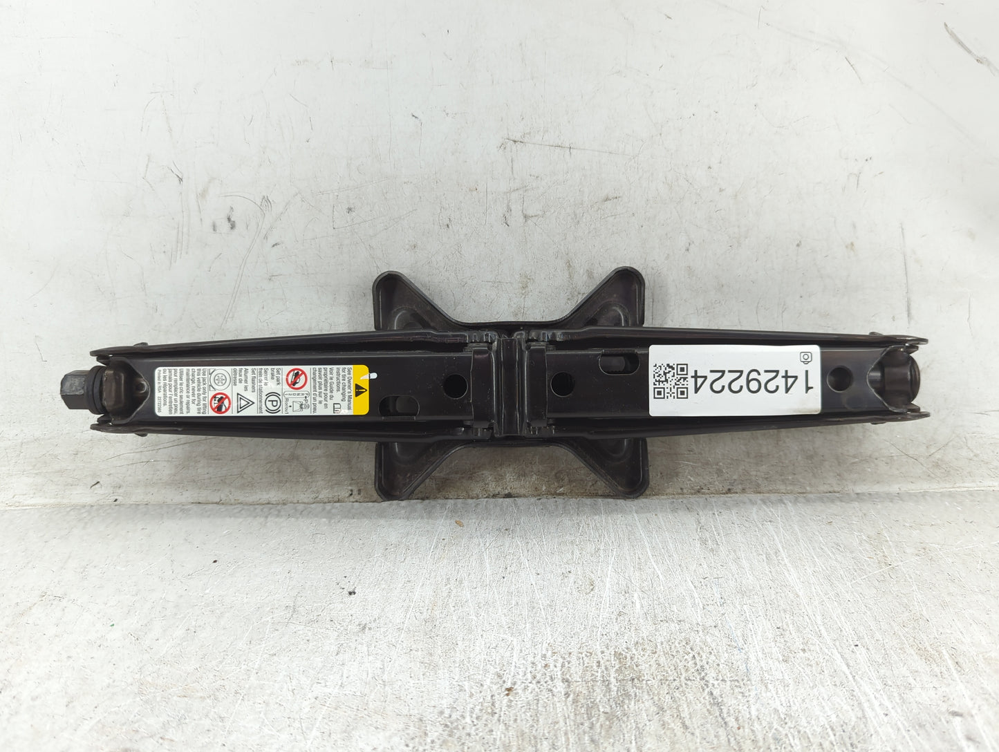 2013 Chevrolet Impala Spare Scissor Car Jack - Oemusedautoparts1.com