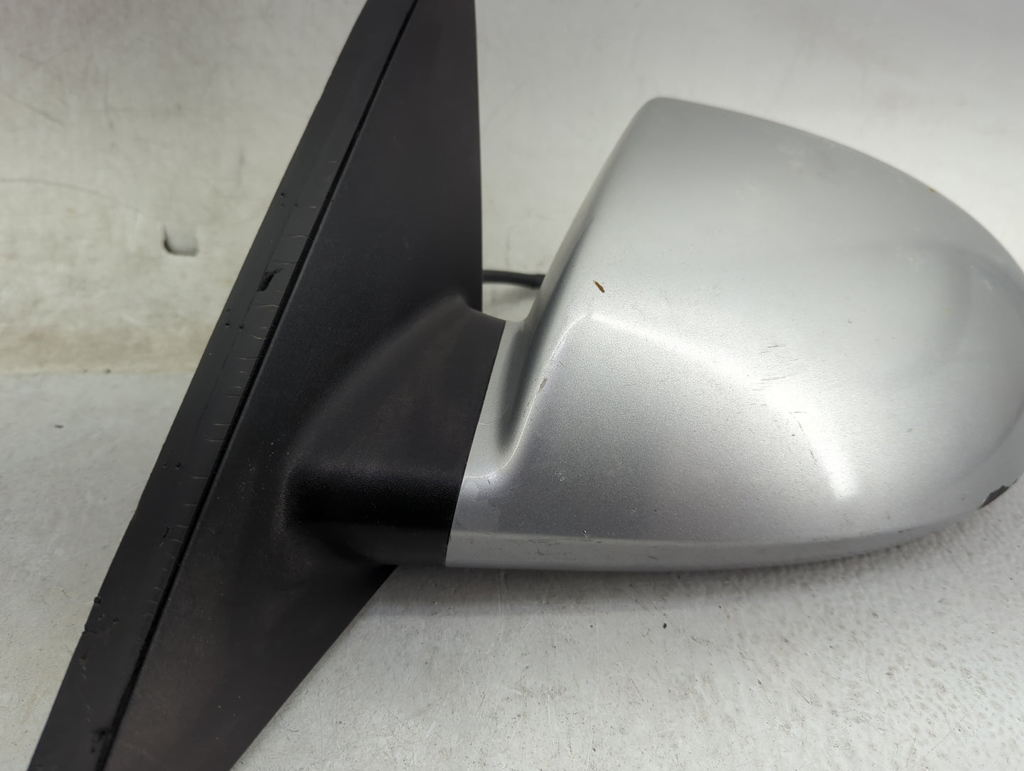 2013 Chevrolet Impala Driver Side View Mirror - Left Door Mirror OEM Used - Oemusedautoparts1.com