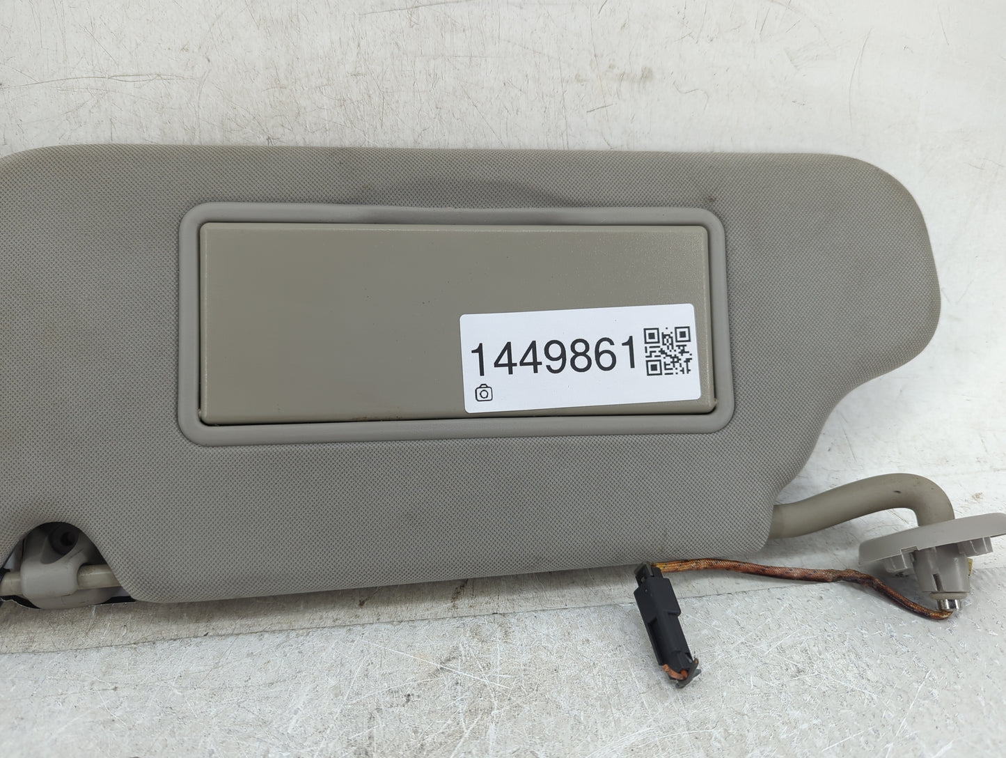 2006-2016 Chevrolet Impala Sun Visor Shade Replacement Driver Left Mirror Fits OEM Used Auto Parts - Oemusedautoparts1.com