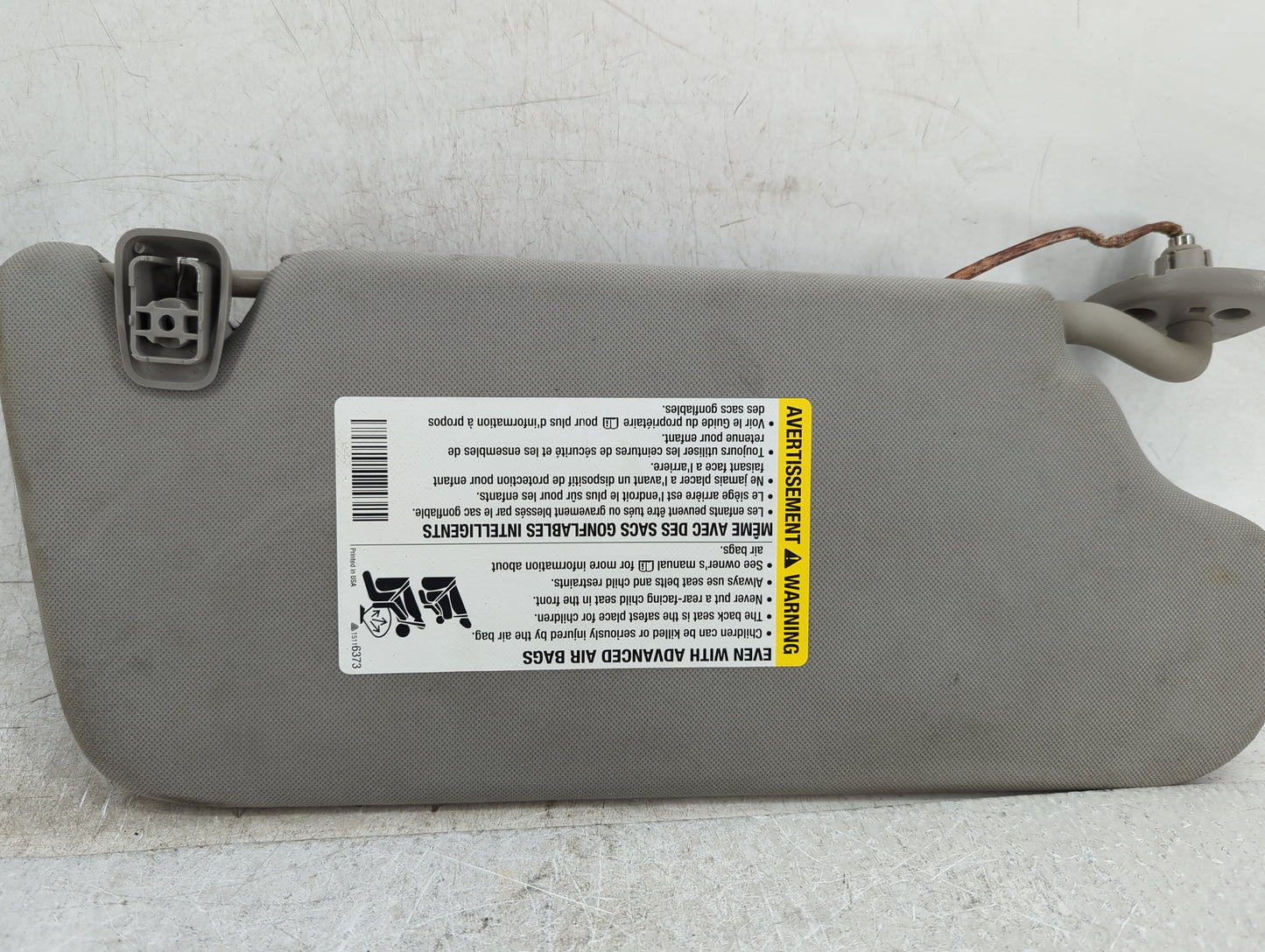 2006-2016 Chevrolet Impala Sun Visor Shade Replacement Driver Left Mirror Fits OEM Used Auto Parts - Oemusedautoparts1.com