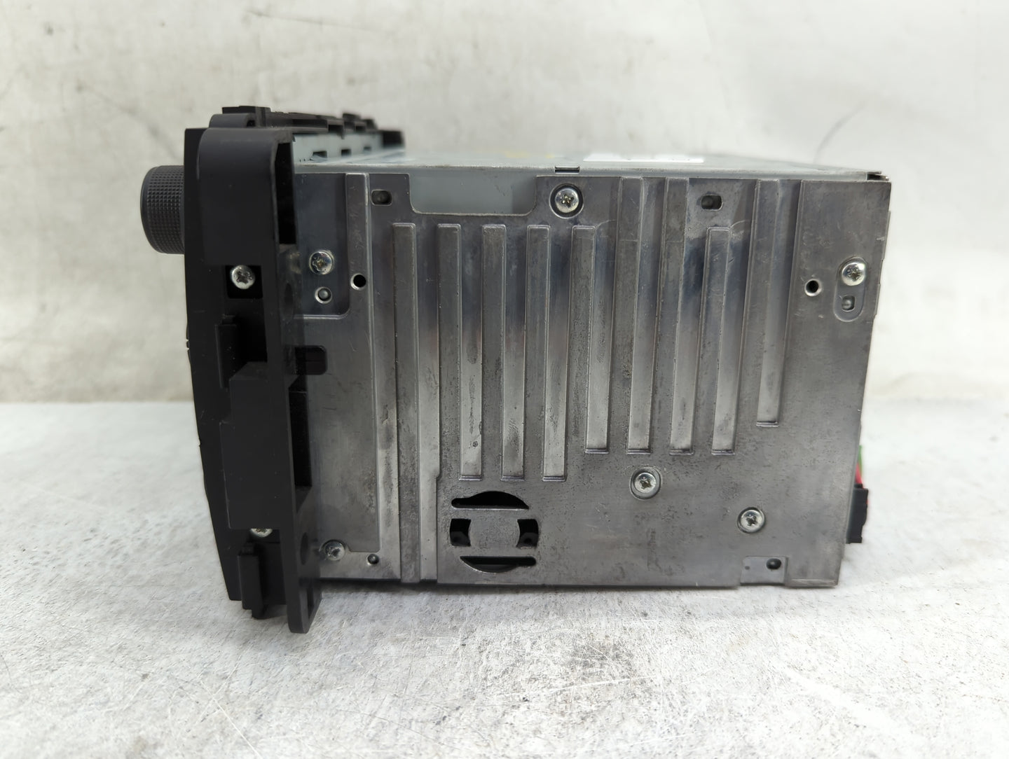 2009-2016 Chevrolet Impala Radio AM FM Cd Player Receiver Replacement P/N:22924536 123000-2920C101 Fits OEM Used Auto Parts 
