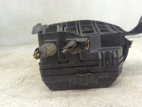 2013 Chevrolet Impala Fusebox Fuse Box Panel Relay Module Fits OEM Used Auto Parts - Oemusedautoparts1.com