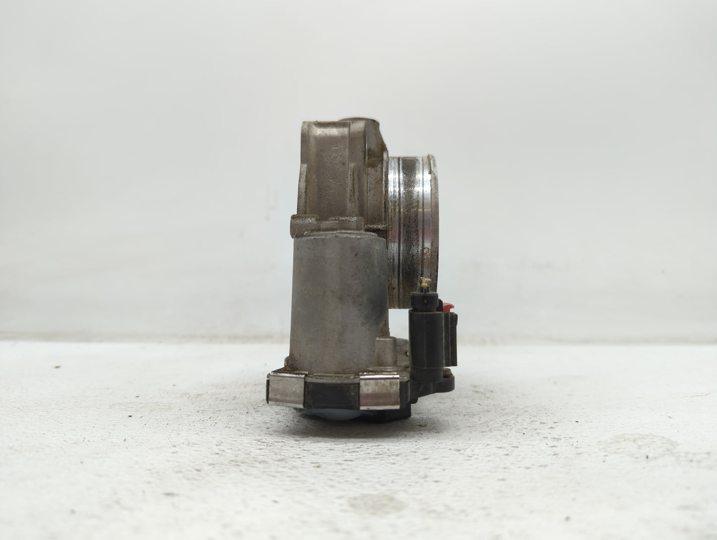 2012-2019 Chevrolet Impala Throttle Body P/N:12632172BA Fits Fits 2012 2013 2014 2015 2016 2017 2018 2019 OEM Used Auto Part