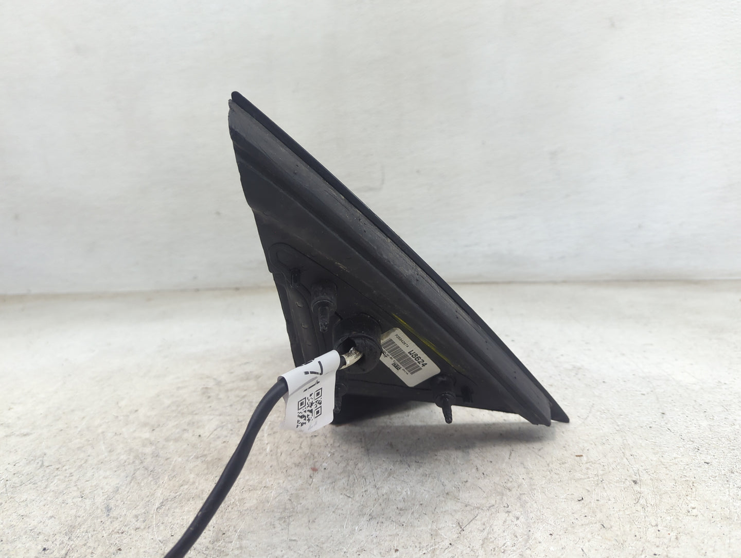2013 Chevrolet Impala Passenger Side View Mirror - Right Door Mirror OEM Used - Oemusedautoparts1.com