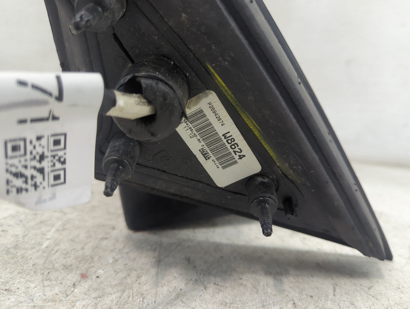 2013 Chevrolet Impala Passenger Side View Mirror - Right Door Mirror OEM Used - Oemusedautoparts1.com