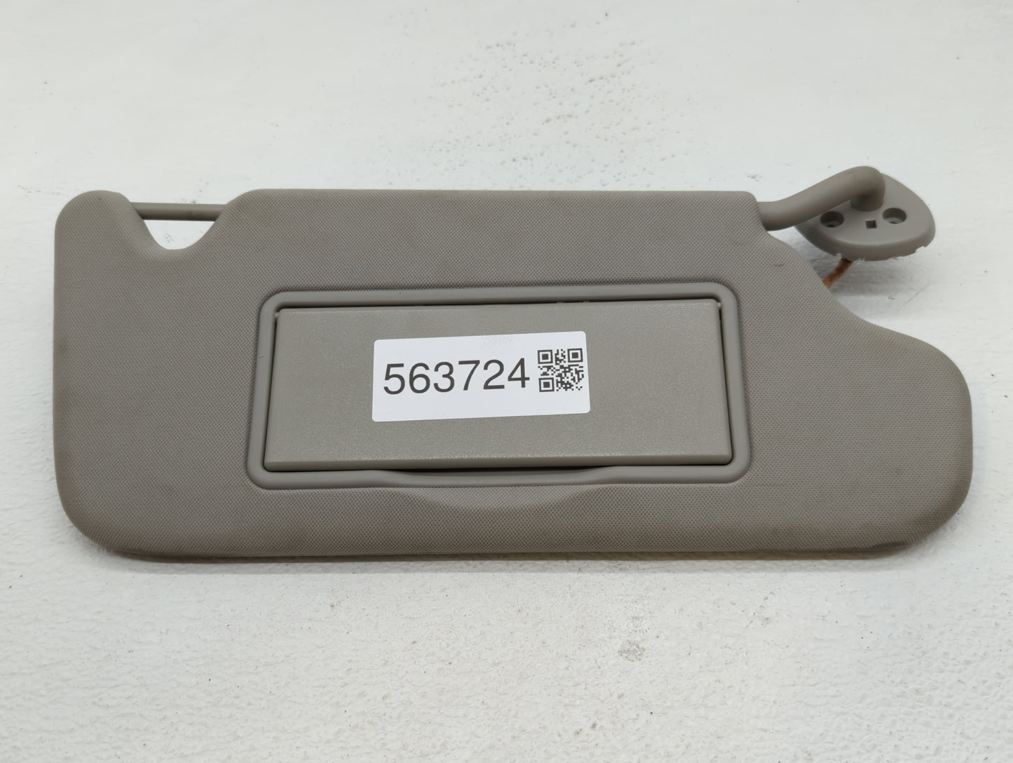 2006-2016 Chevrolet Impala Sun Visor Shade Replacement Passenger Right Mirror Fits OEM Used Auto Parts - Oemusedautoparts1.c