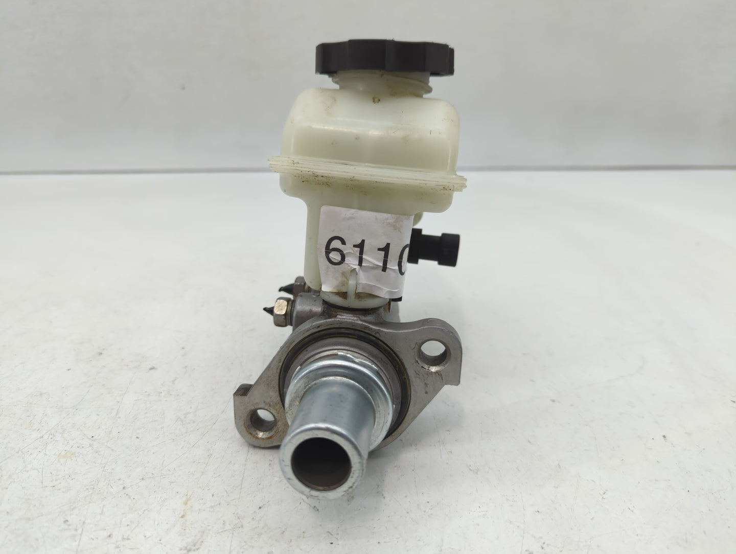 2009-2016 Chevrolet Impala Brake Master Cylinder - Oemusedautoparts1.com