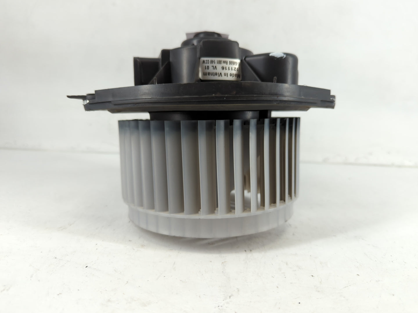 2012-2016 Chevrolet Impala Rear Heater AC Blower Motor P/N:16456506 Fits Fits 2012 2013 2014 2015 2016 OEM Used Auto Parts -