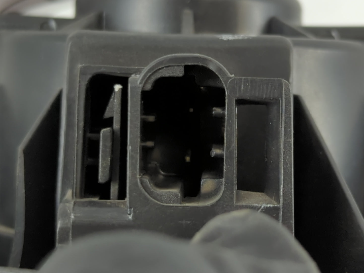 2012-2016 Chevrolet Impala Rear Heater AC Blower Motor P/N:16456506 Fits Fits 2012 2013 2014 2015 2016 OEM Used Auto Parts -