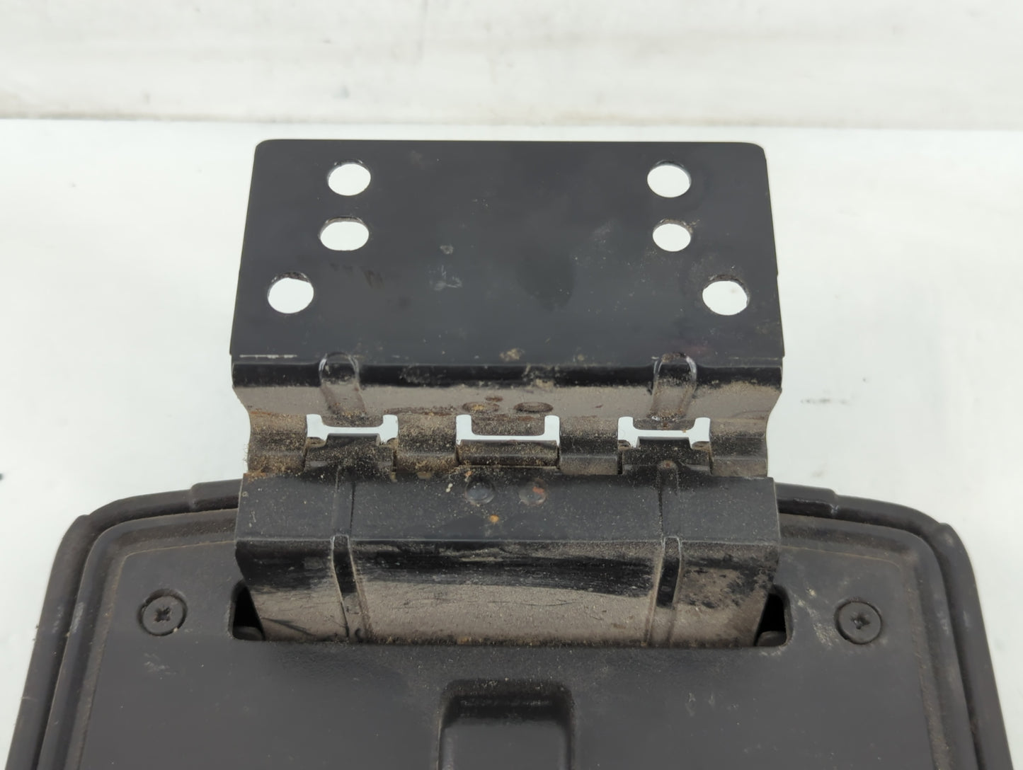 2007-2016 Chevrolet Impala Center Console Armrest Cover Lid Fits Fits 2007 2008 2009 2010 2011 2012 2013 2014 2015 2016 OEM 
