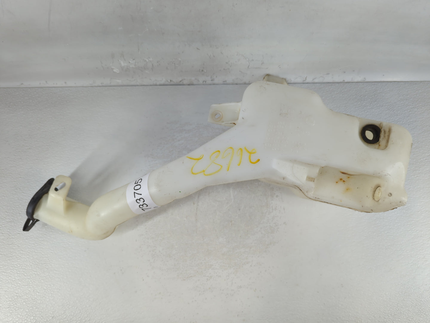 2006-2016 Chevrolet Impala Windshield Washer Fluid Reservoir Bottle Oem - Oemusedautoparts1.com