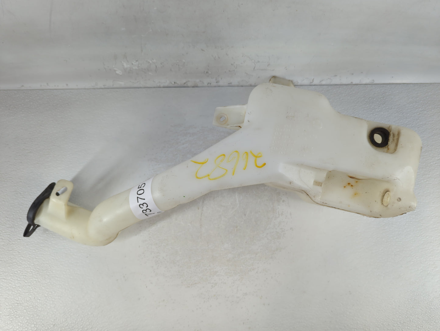 2006-2016 Chevrolet Impala Windshield Washer Fluid Reservoir Bottle Oem - Oemusedautoparts1.com