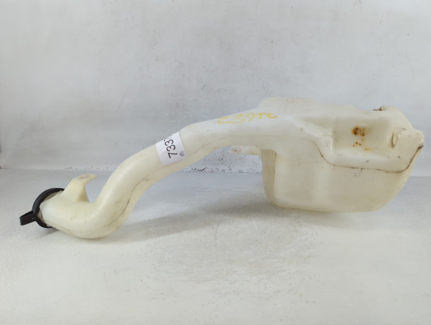 2006-2016 Chevrolet Impala Windshield Washer Fluid Reservoir Bottle Oem - Oemusedautoparts1.com