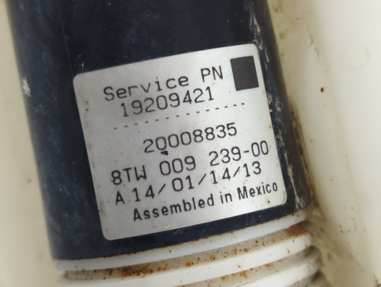 2006-2016 Chevrolet Impala Windshield Washer Fluid Reservoir Bottle Oem - Oemusedautoparts1.com