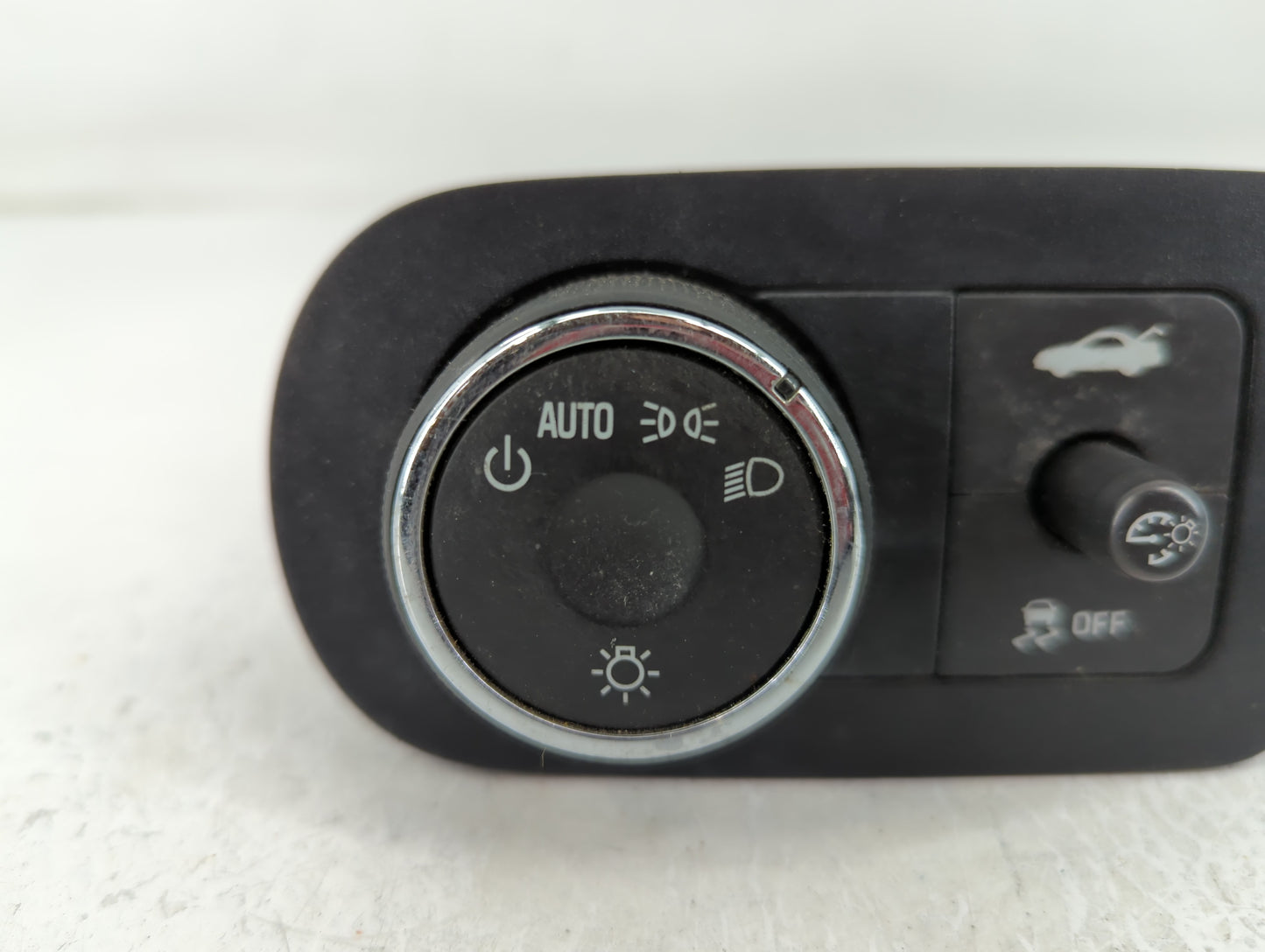 2013 Chevrolet Impala Headlight Lamp Control Switch - Oemusedautoparts1.com
