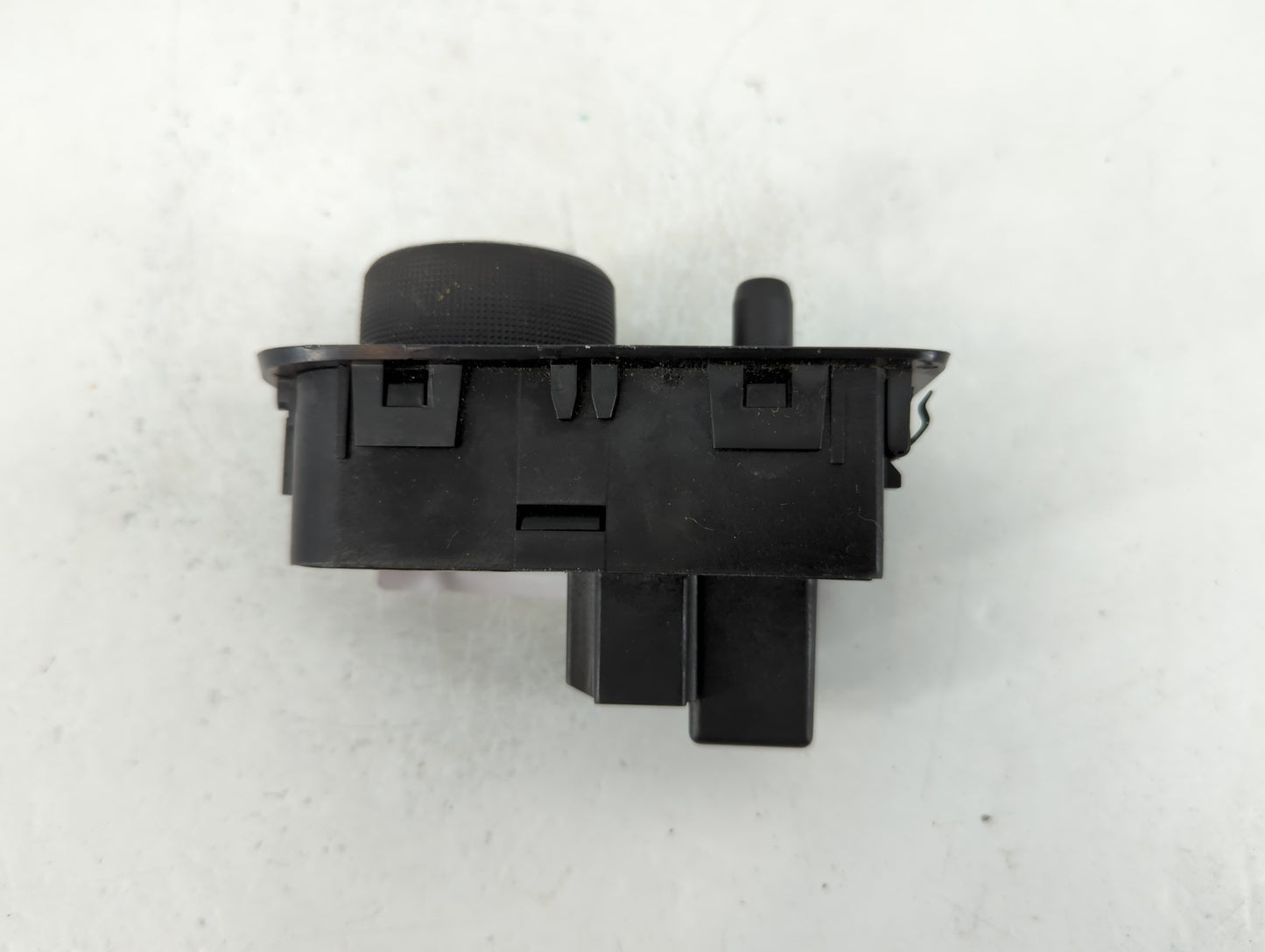 2013 Chevrolet Impala Headlight Lamp Control Switch - Oemusedautoparts1.com