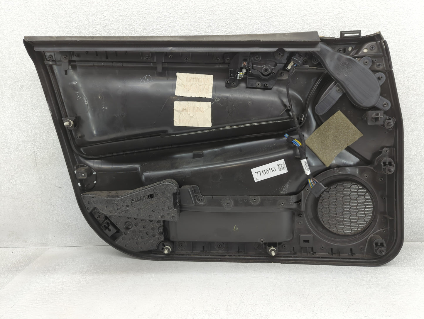 2013 Chevrolet Impala Front Right Passenger Interior Door Panel Trim - Oemusedautoparts1.com