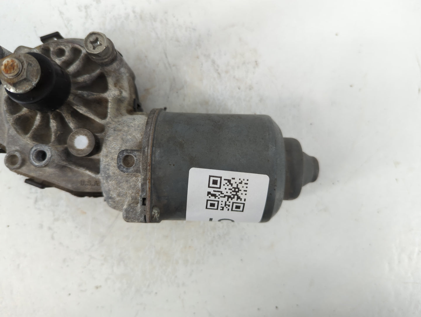 2006-2016 Chevrolet Impala Front Windshield Wiper Motor P/N:AX159010-8726 25790964 Fits OEM Used Auto Parts - Oemusedautopar