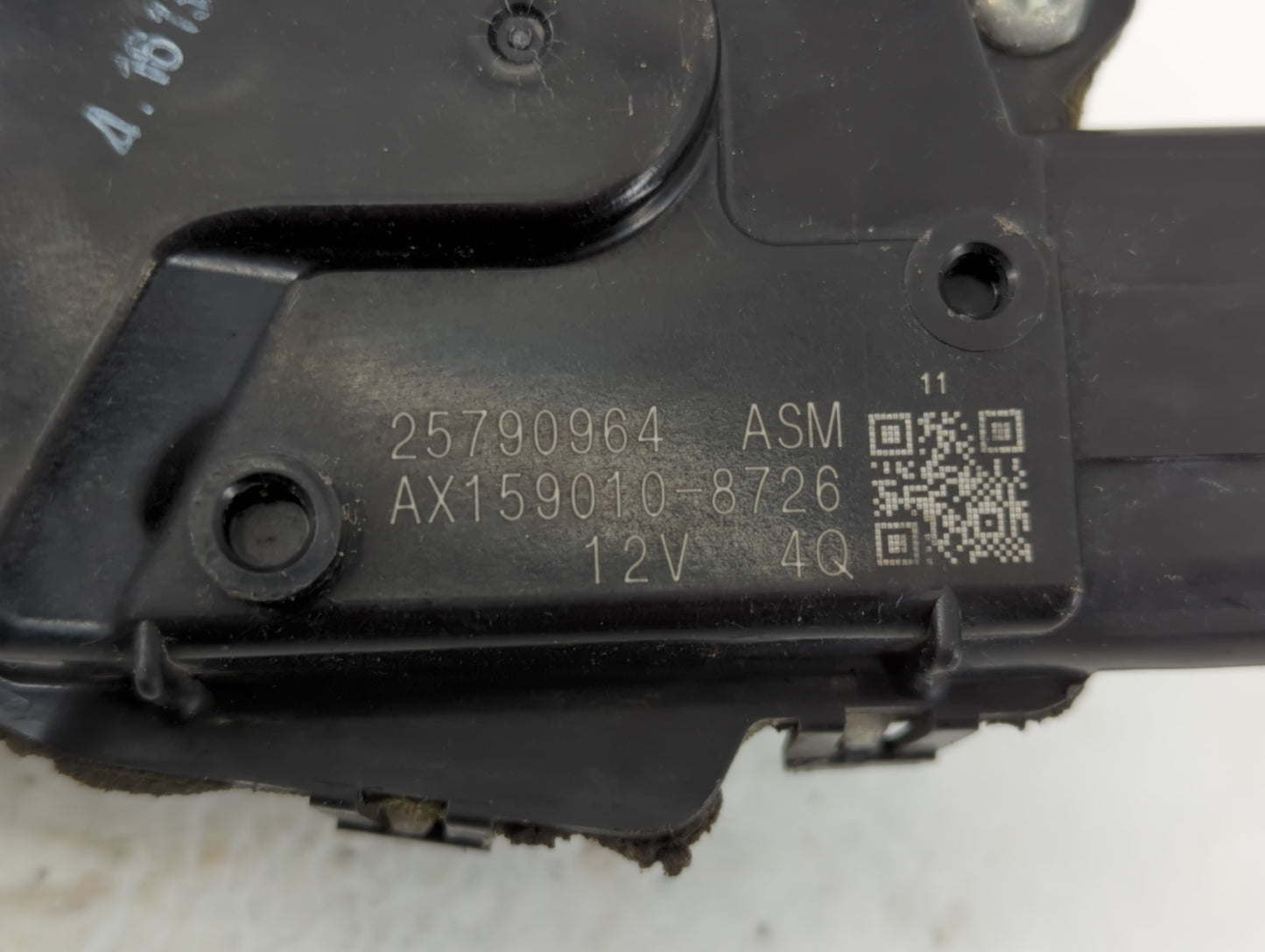 2006-2016 Chevrolet Impala Front Windshield Wiper Motor P/N:AX159010-8726 25790964 Fits OEM Used Auto Parts - Oemusedautopar