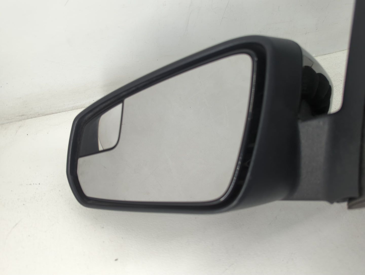 2007-2016 Chevrolet Impala Driver Left Side View Manual Door Mirror Black - Oemusedautoparts1.com