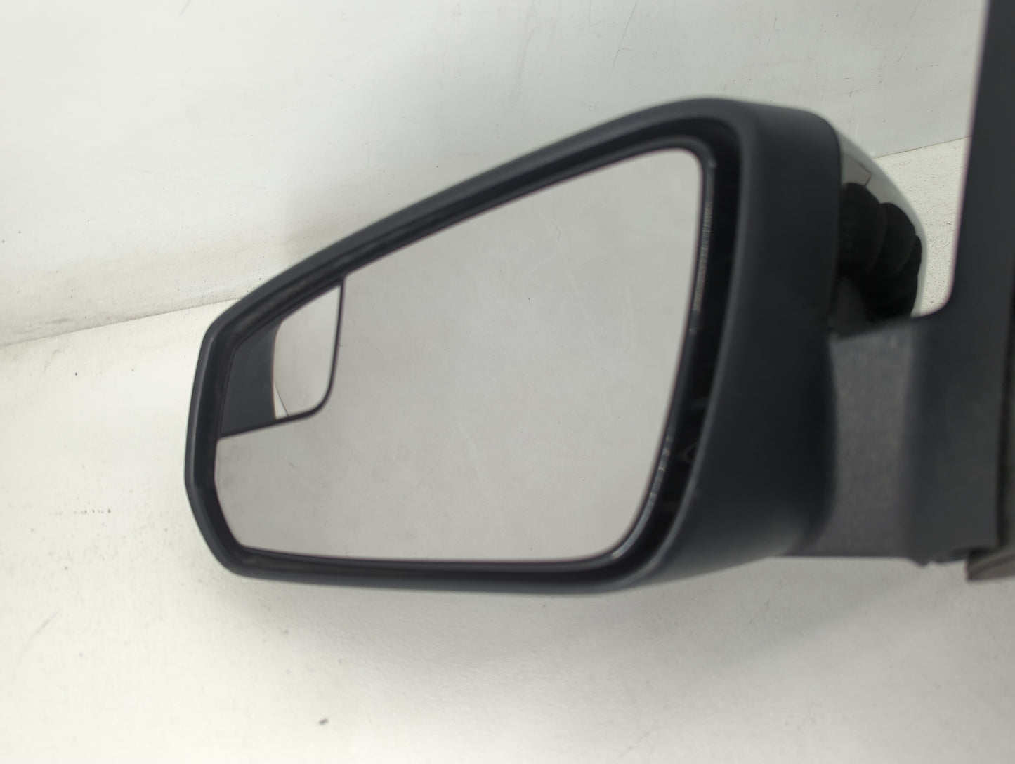 2007-2016 Chevrolet Impala Driver Left Side View Manual Door Mirror Black - Oemusedautoparts1.com
