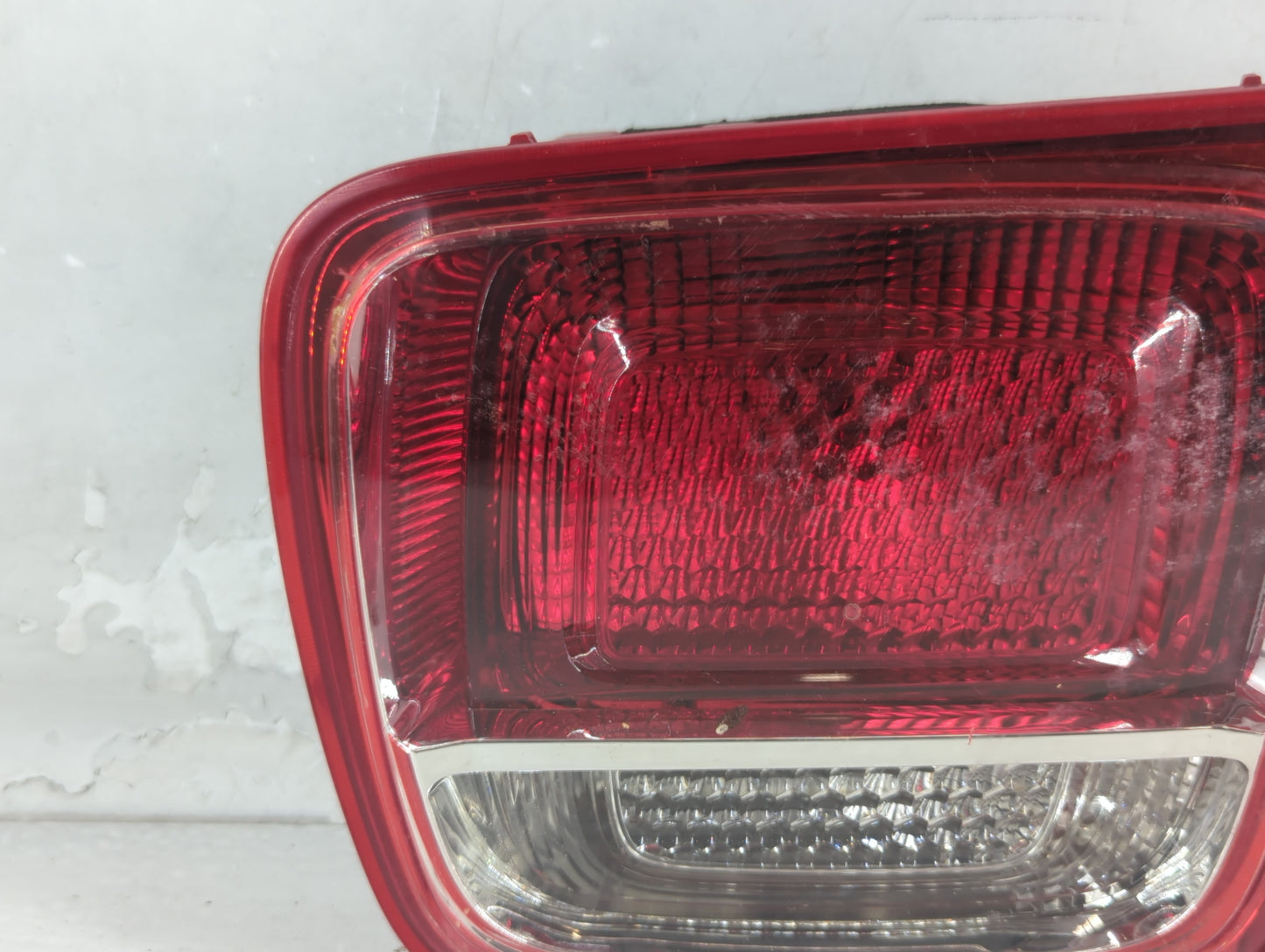 2013-2016 Chevrolet Malibu Tail Light Assembly Passenger Right OEM P/N:22907312 Fits Fits 2013 2014 2015 2016 OEM Used Auto 