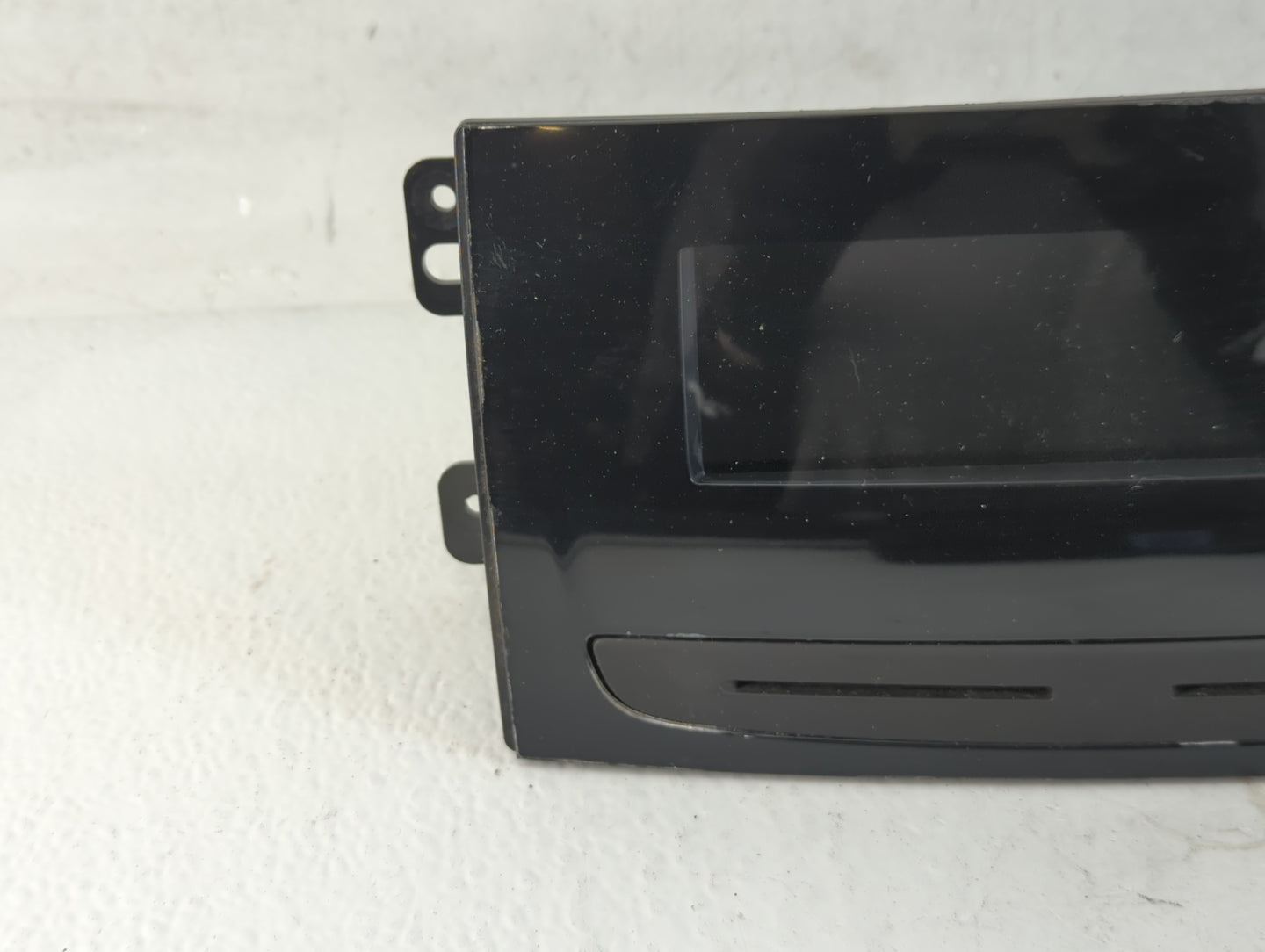 2013-2013 Chevrolet Malibu Information Display Screen - Oemusedautoparts1.com