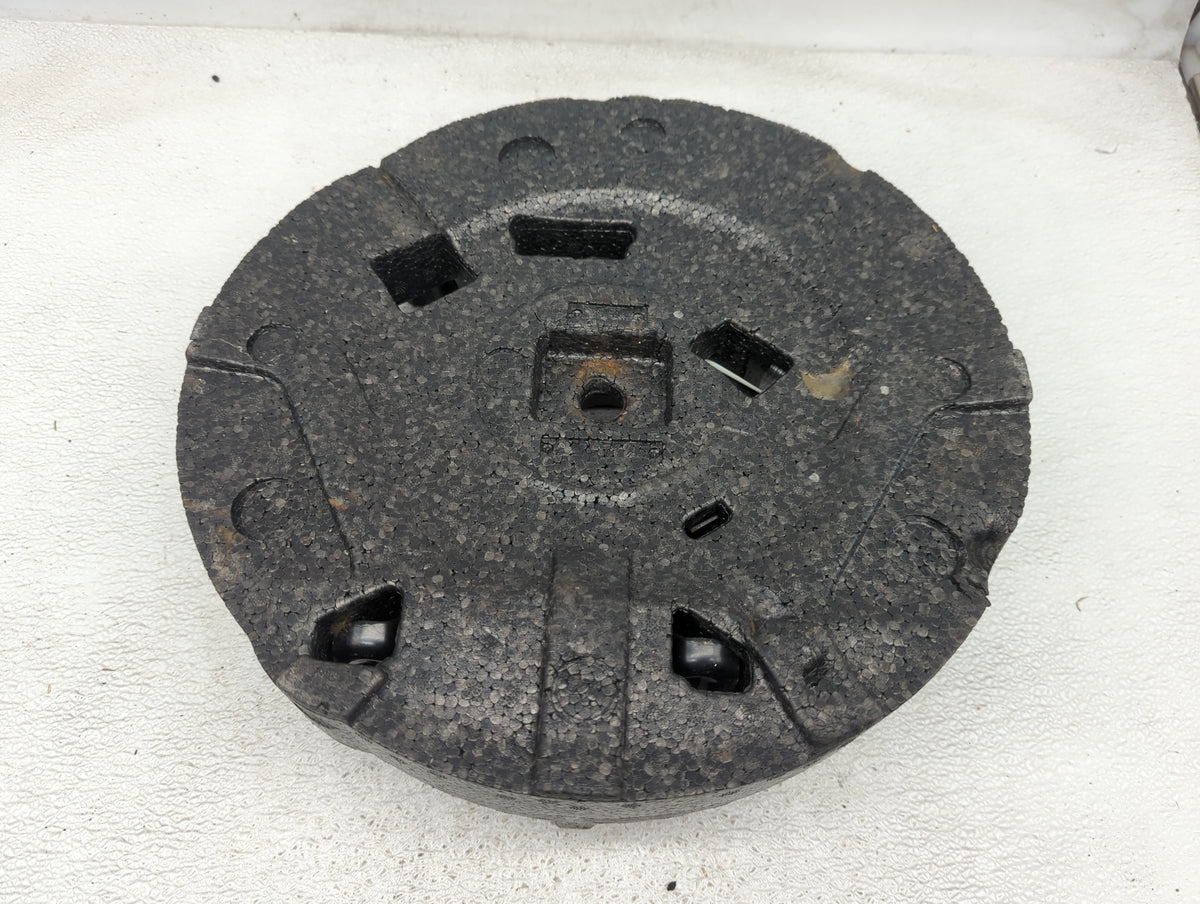 Chevrolet Malibu Spare Scissor Car Jack 1065039 - Oemusedautoparts1.com