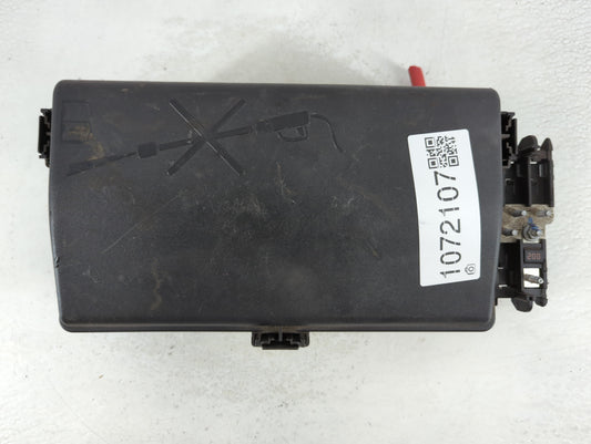 2013 Chevrolet Malibu Fusebox Fuse Box Panel Relay Module P/N:592914 7320U, 23487320-01 Fits OEM Used Auto Parts - Oemusedau
