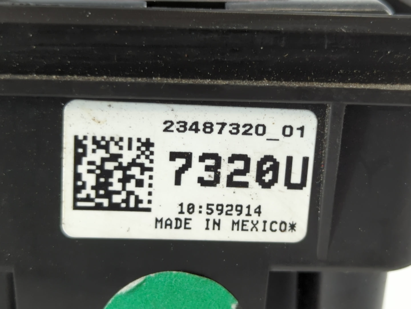 2013 Chevrolet Malibu Fusebox Fuse Box Panel Relay Module P/N:592914 7320U, 23487320-01 Fits OEM Used Auto Parts - Oemusedau
