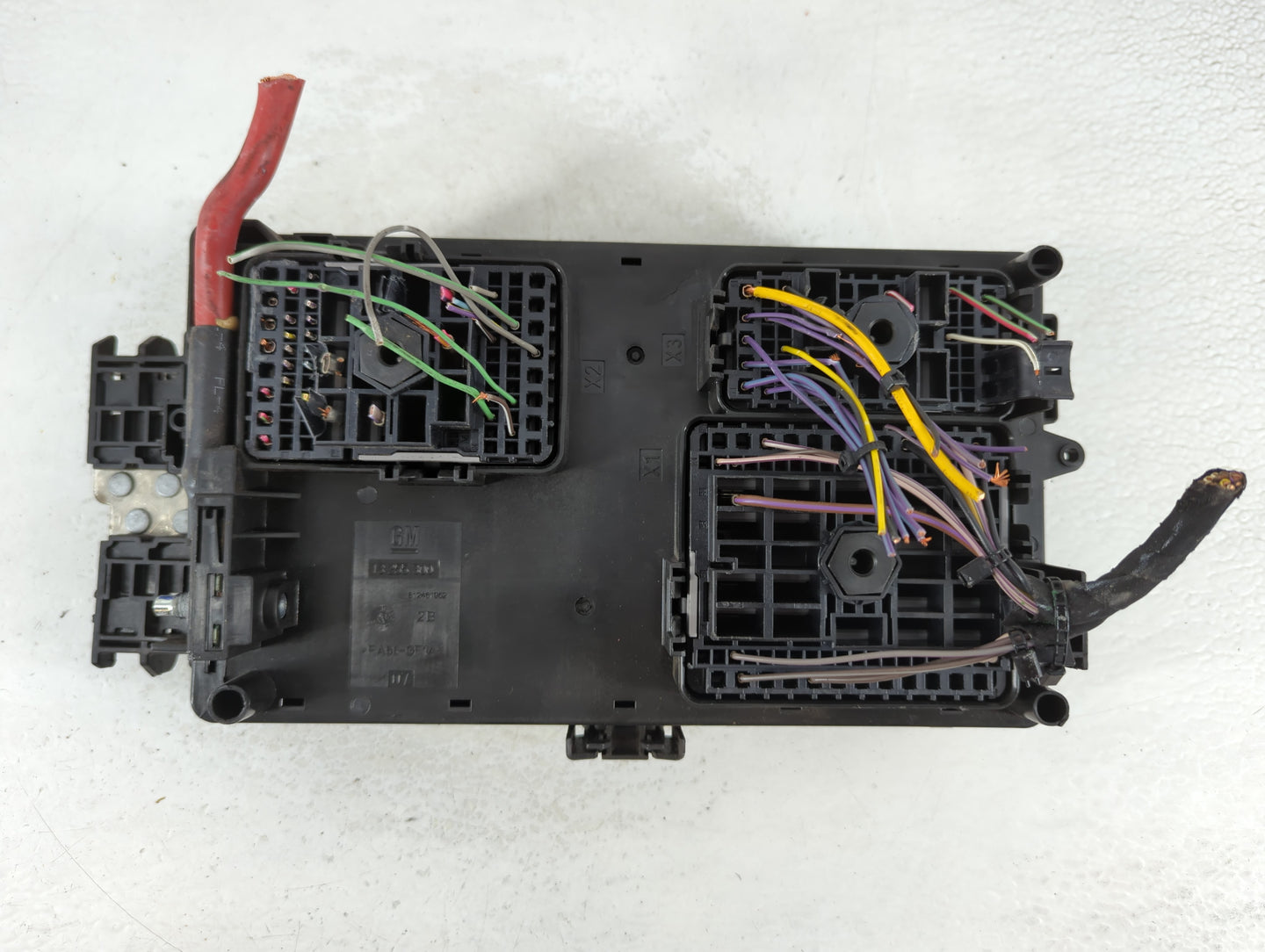 2013 Chevrolet Malibu Fusebox Fuse Box Panel Relay Module P/N:592914 7320U, 23487320-01 Fits OEM Used Auto Parts - Oemusedau