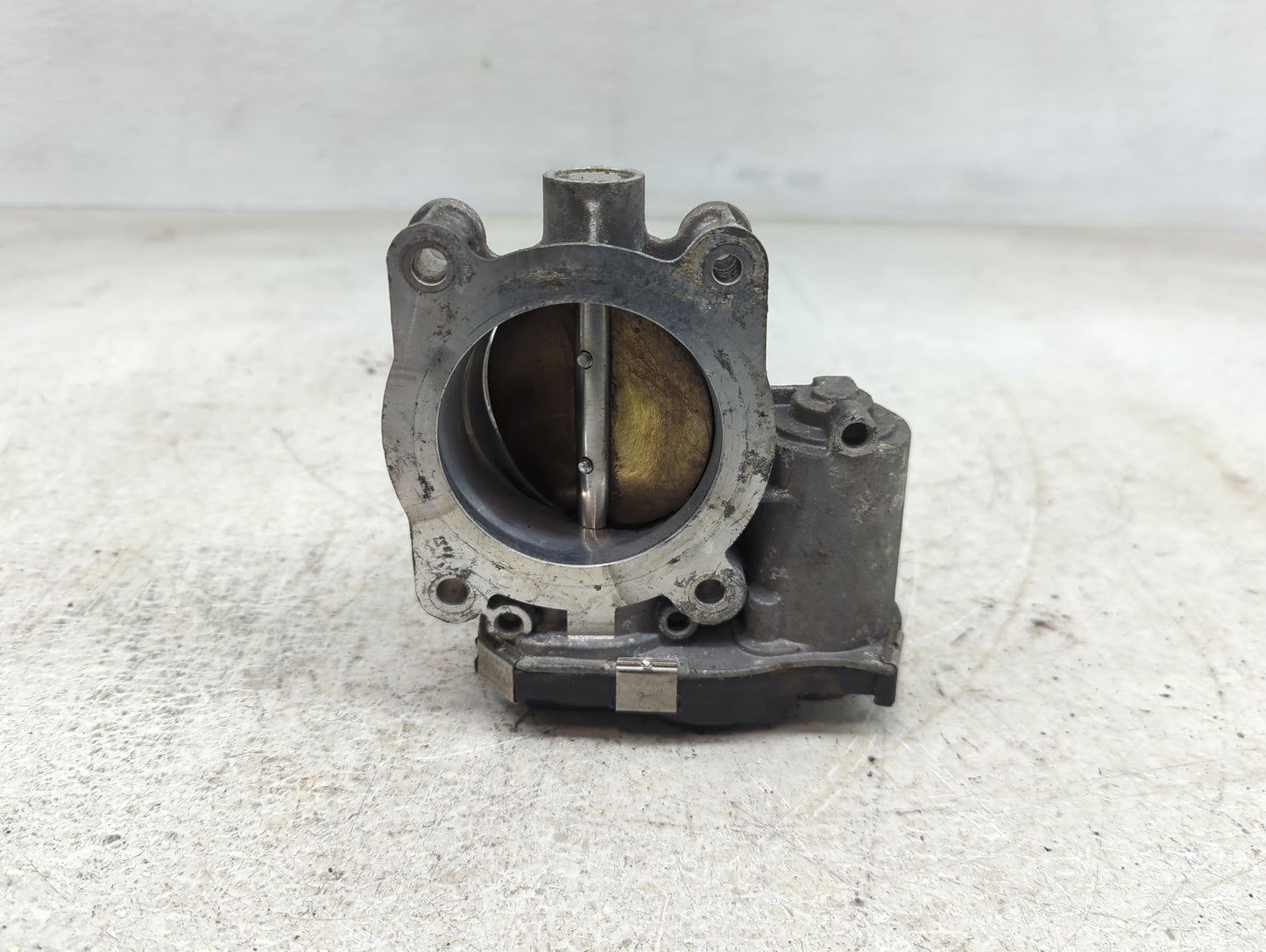 2013-2015 Chevrolet Malibu Throttle Body Fits Fits 2013 2014 2015 2017 2018 2019 2020 OEM Used Auto Parts - Oemusedautoparts