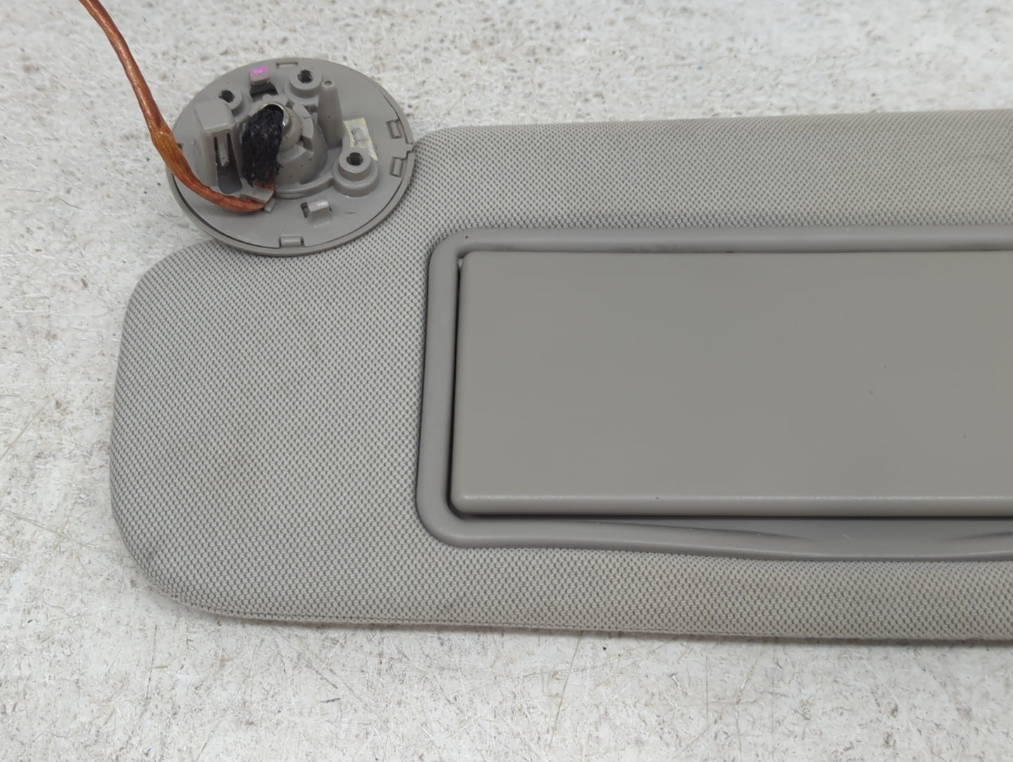 2013-2016 Chevrolet Malibu Sun Visor Shade Replacement Driver Left Mirror Fits Fits 2013 2014 2015 2016 OEM Used Auto Parts 