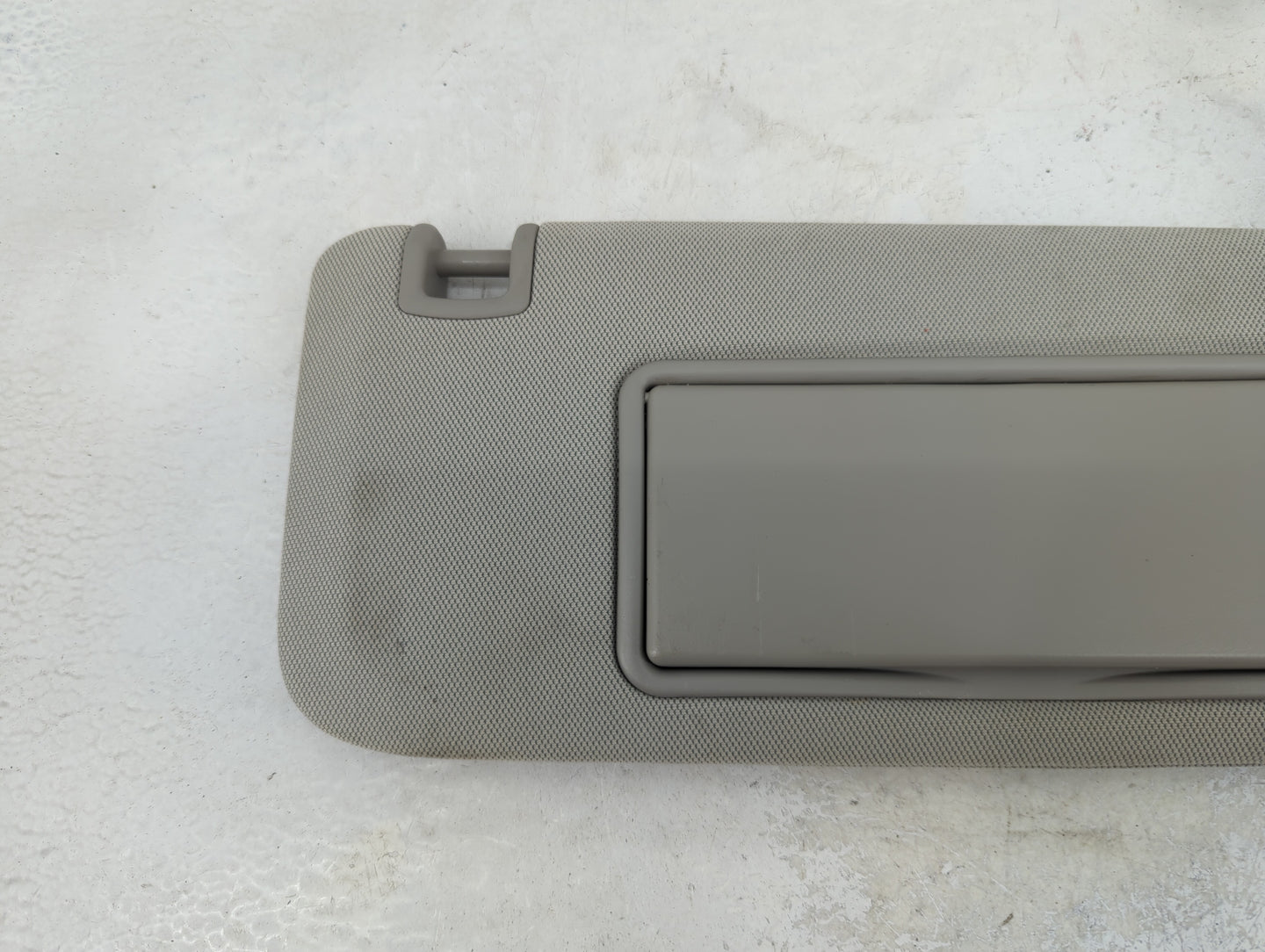 2013-2016 Chevrolet Malibu Sun Visor Shade Replacement Passenger Right Mirror Fits Fits 2013 2014 2015 2016 OEM Used Auto Pa