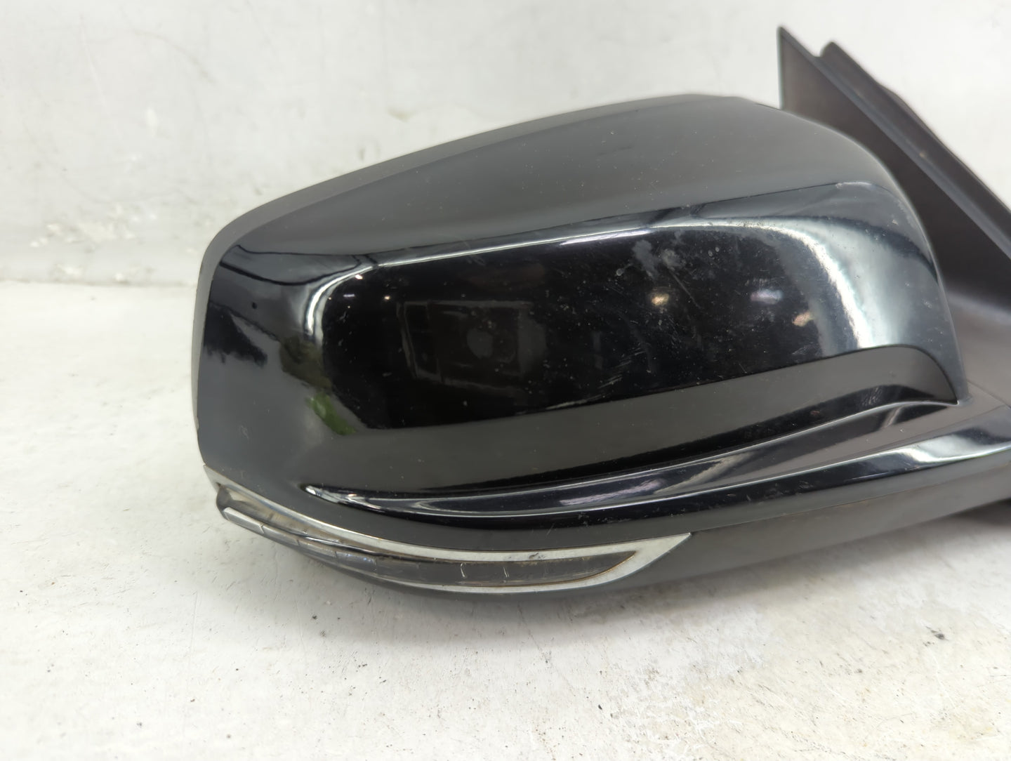 2013 Chevrolet Malibu Passenger Side View Mirror - Right Door Mirror OEM Used - Oemusedautoparts1.com