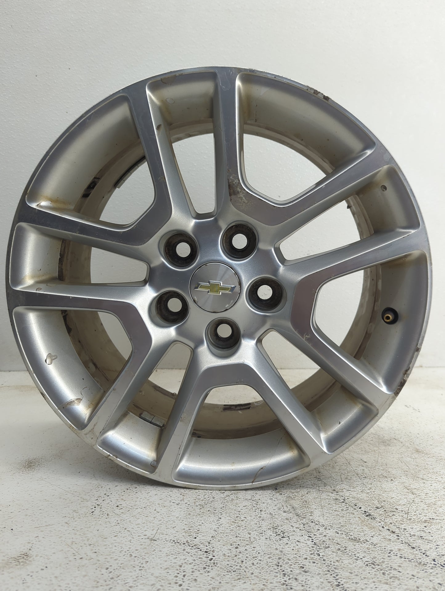 2013-2014 Chevrolet Malibu Oem Wheel Rim - Oemusedautoparts1.com