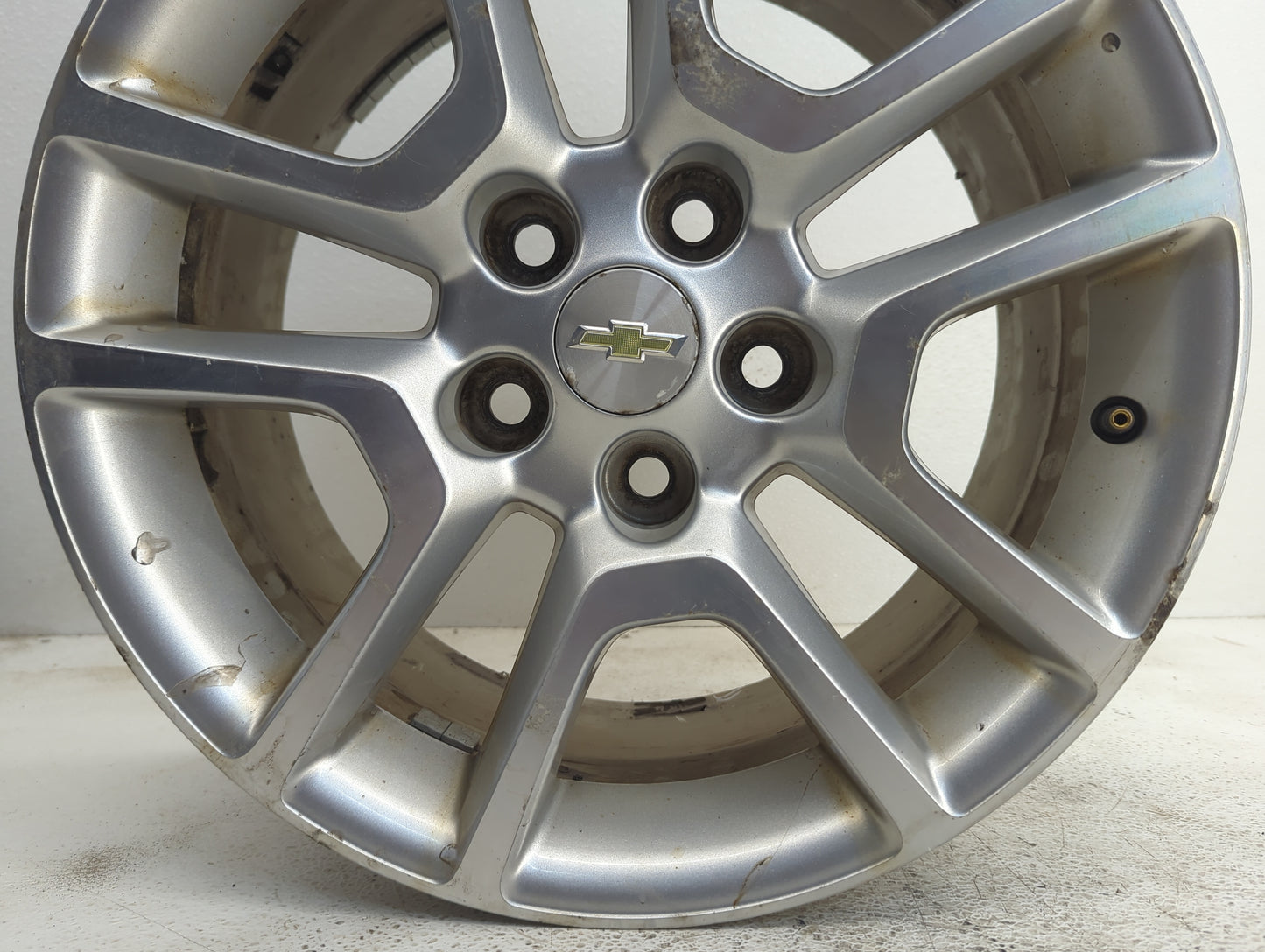 2013-2014 Chevrolet Malibu Oem Wheel Rim - Oemusedautoparts1.com