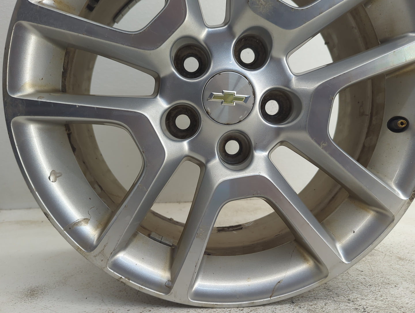 2013-2014 Chevrolet Malibu Oem Wheel Rim - Oemusedautoparts1.com