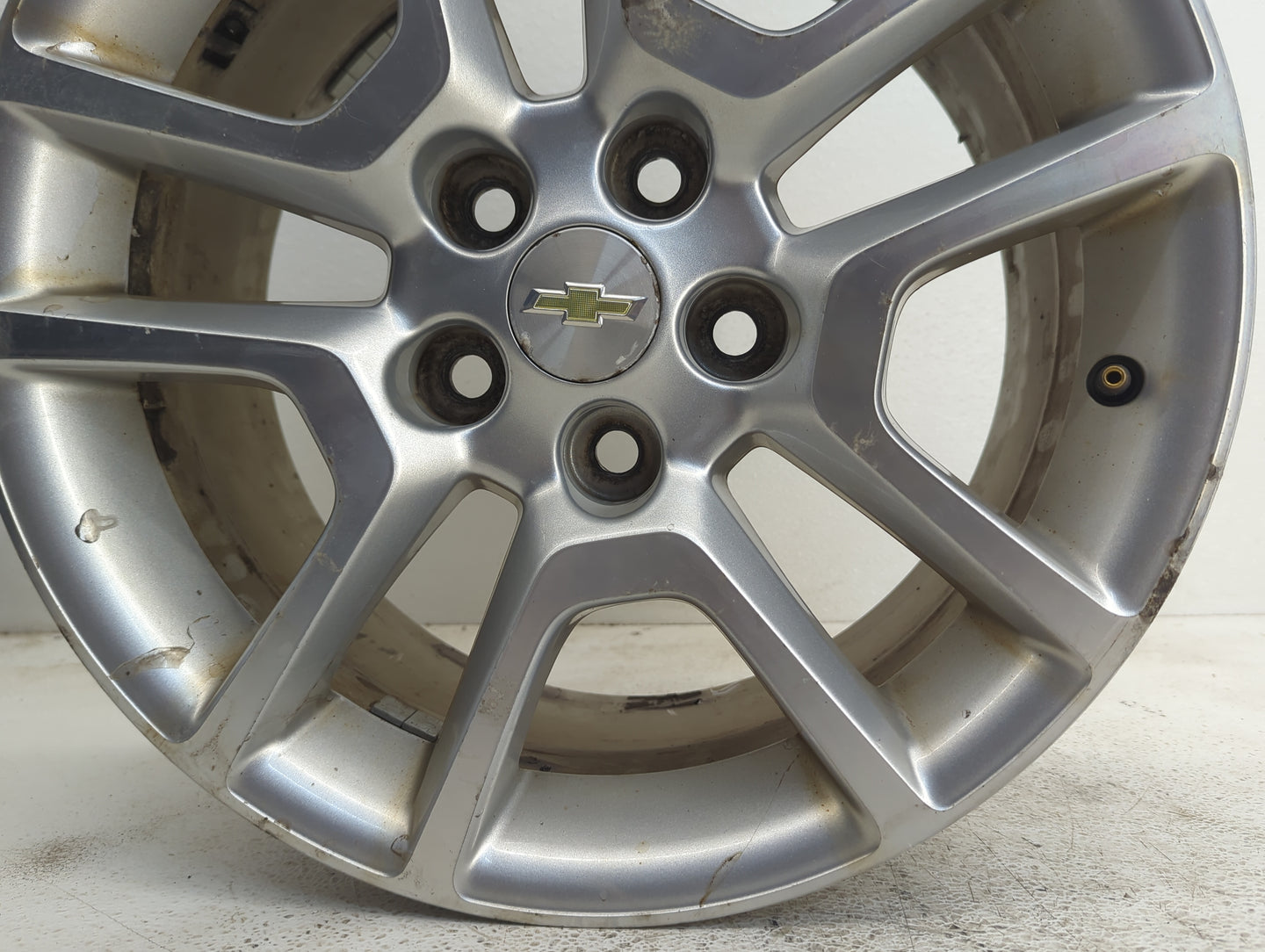 2013-2014 Chevrolet Malibu Oem Wheel Rim - Oemusedautoparts1.com