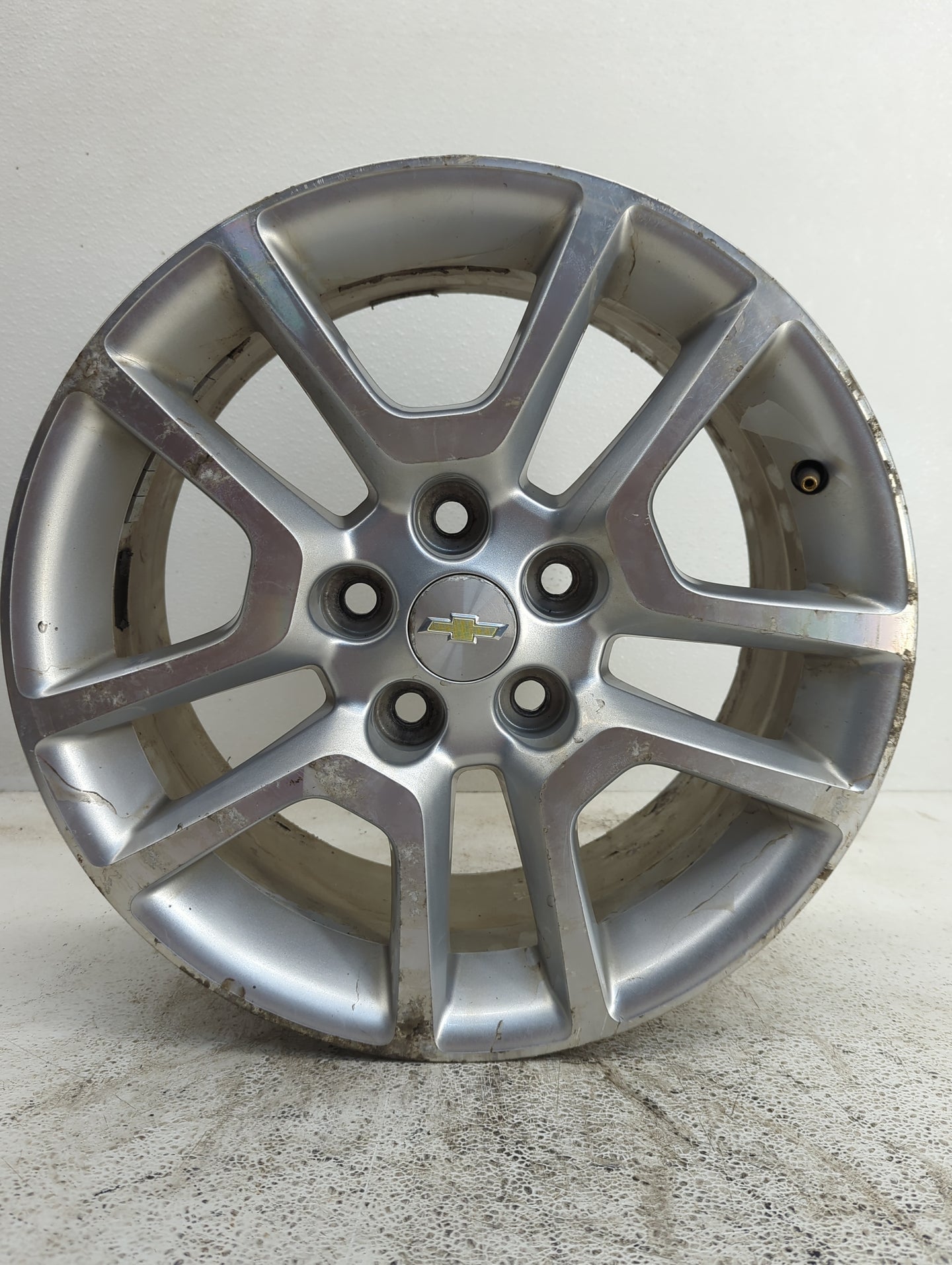 2013-2014 Chevrolet Malibu Oem Wheel Rim - Oemusedautoparts1.com